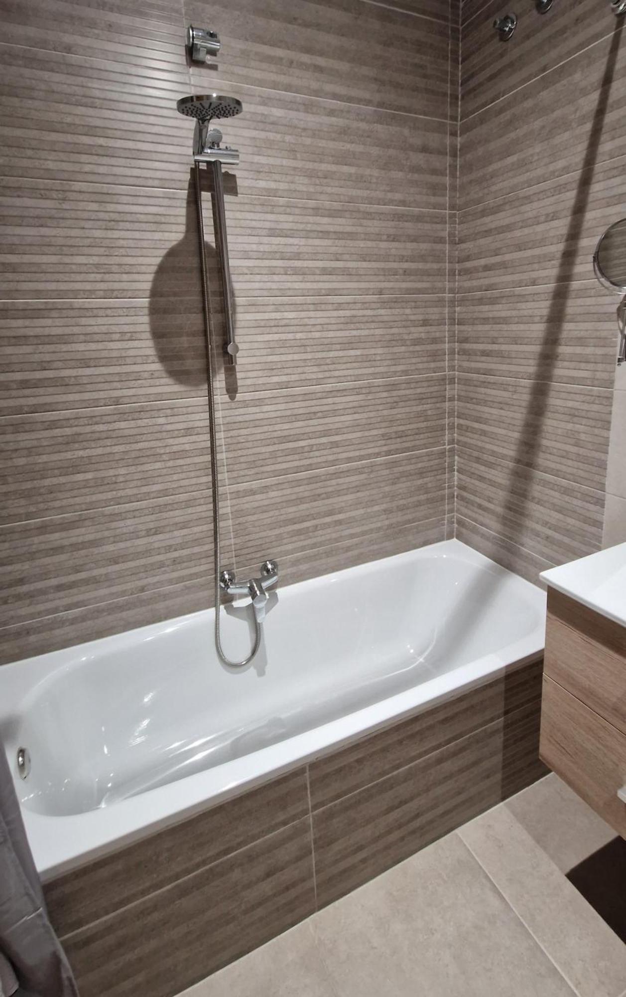 Apartamento Turistico Altora Tomelloso Extérieur photo